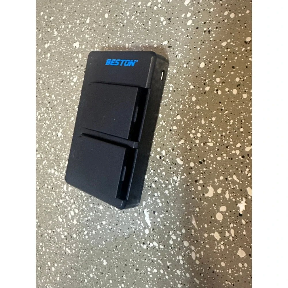 BESTON Battery Charger USB 5V/2A Output 8.4V 800mA‎ Black